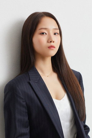 Jeong Seon-yul portrait