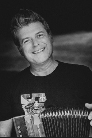 Steve Riley portrait
