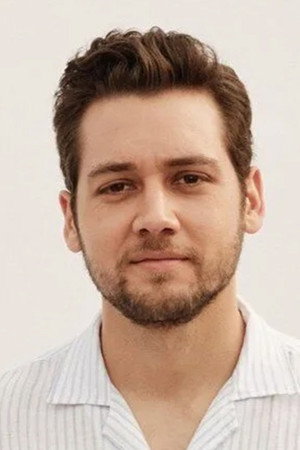 Cem Kenar portrait