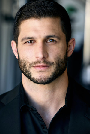 Roberto Portales portrait