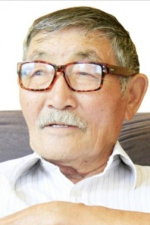 Demidiin Khishigt portrait