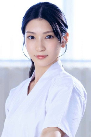 Suzu Honjo portrait