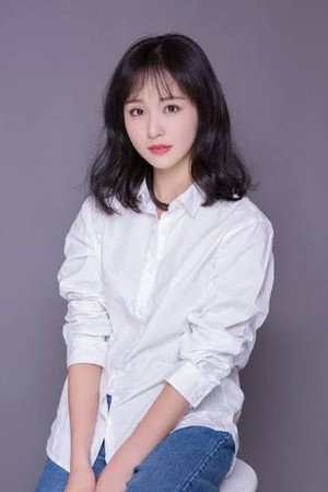Feng Zhimo portrait
