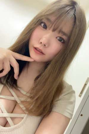 Yua Asakura portrait