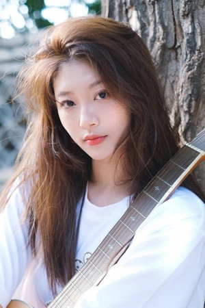 Tang Jianrou portrait
