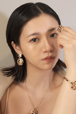 Renci Yeung portrait