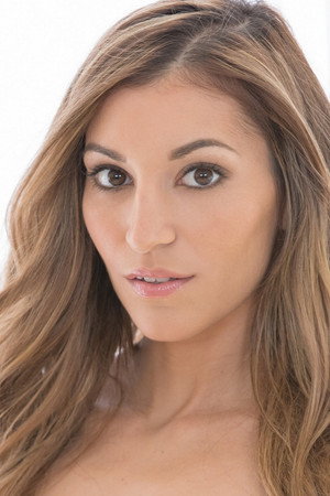 Moka Mora portrait