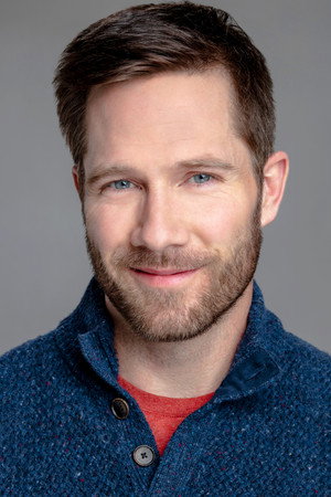 Luke Macfarlane portrait