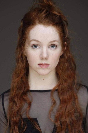 Lucy-Rose Leonard portrait