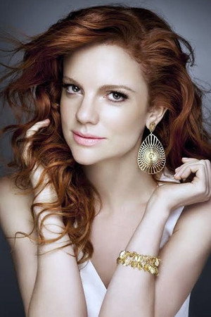 Maria Eduarda de Carvalho portrait