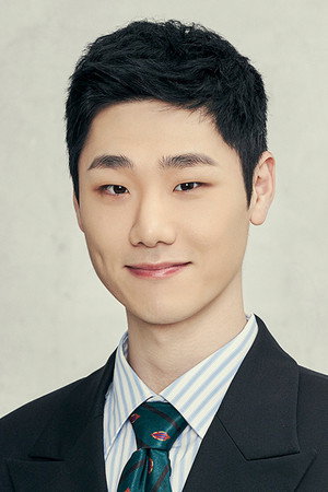 Lee Bong-joon portrait