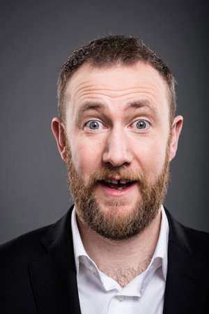 Alex Horne portrait