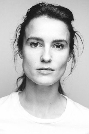 Amanda Collin portrait