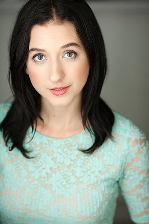 Nina Winkler portrait