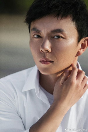 Xie Miao portrait