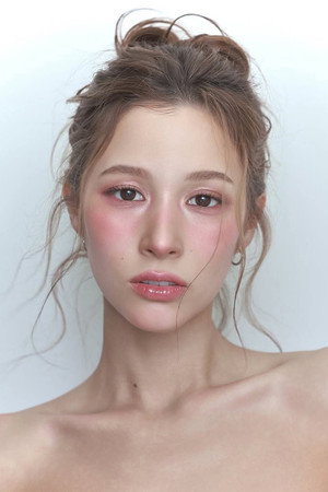 Chung Lea portrait