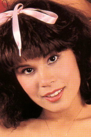 Lacey Logan portrait