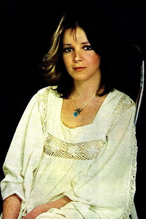 Marilina Ross portrait