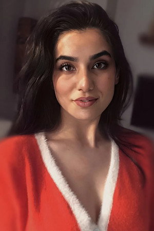Tuğçe Gür portrait