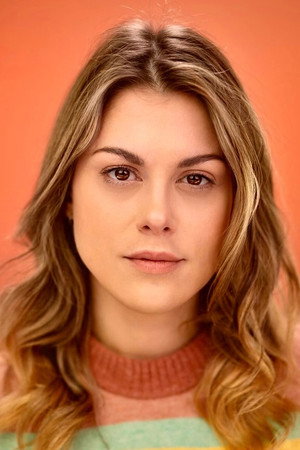 Lindsey Shaw portrait