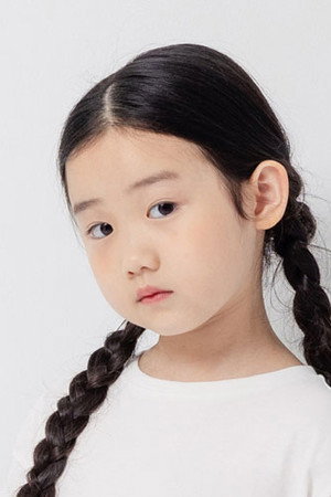 Nina Ye portrait