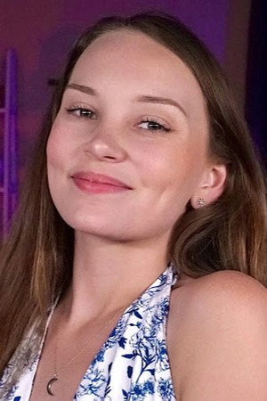 ASMR Darling portrait