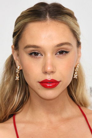 Alexis Ren portrait