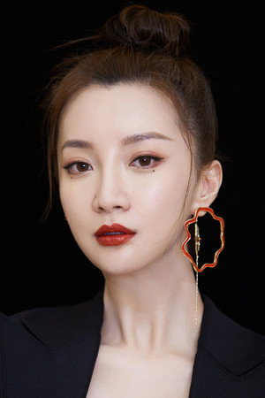 Zheng Yawen portrait