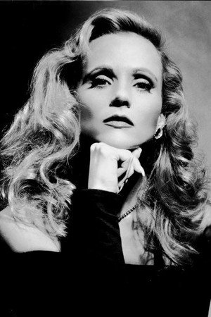 Melanie Kinnaman portrait