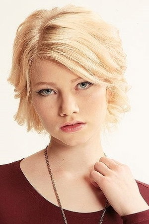 Roosa Söderholm portrait