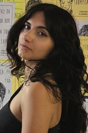 Clara Gomes portrait