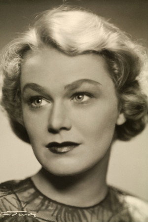 Randi Brænne portrait
