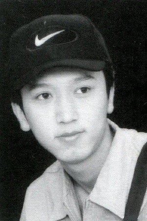 Haoduo Wen portrait