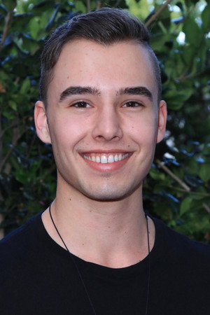 Evan Henzi portrait
