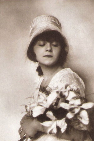 Ria Jende portrait
