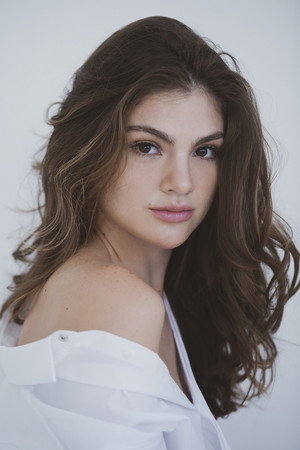 Débora Ozório portrait