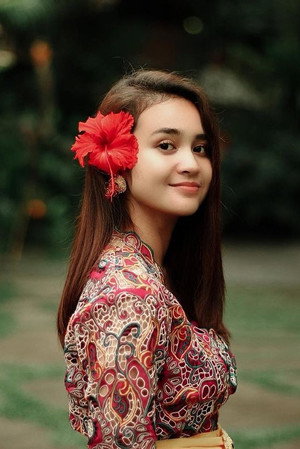 Michelle Ziudith portrait
