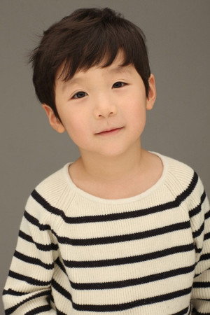 Hwang Jae-won portrait