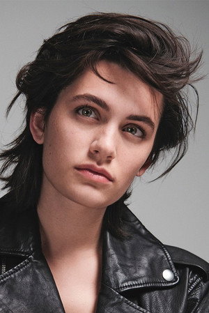 Ella Rumpf portrait