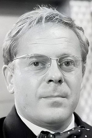 Aubrey Morris portrait