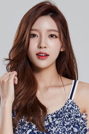 Hong Ji-yoon portrait