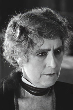Jeanne Brindeau portrait