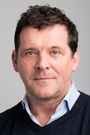 Mark Rietman portrait
