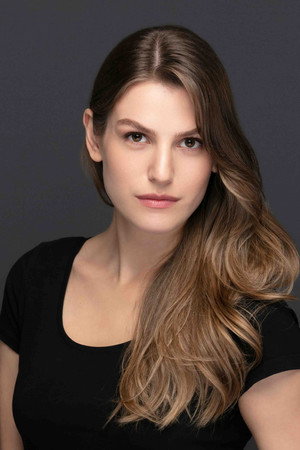 Melissa Değer portrait