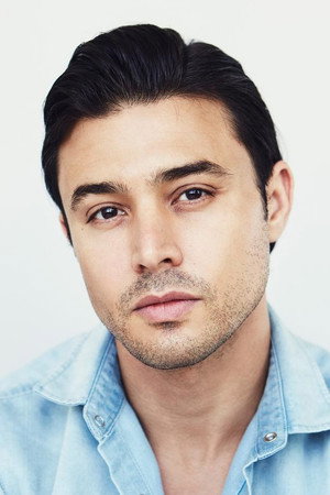 Yani Gellman portrait