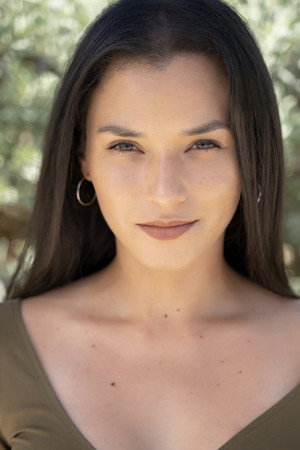 Anoushka Medina portrait
