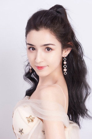 Hani Kyzy portrait