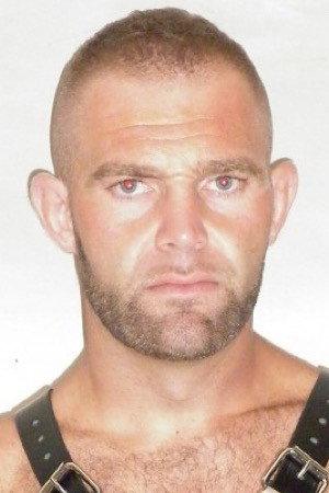 Magnum XXL portrait