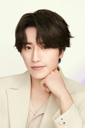 Yuan Bo portrait