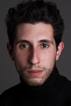 Isac Graça portrait